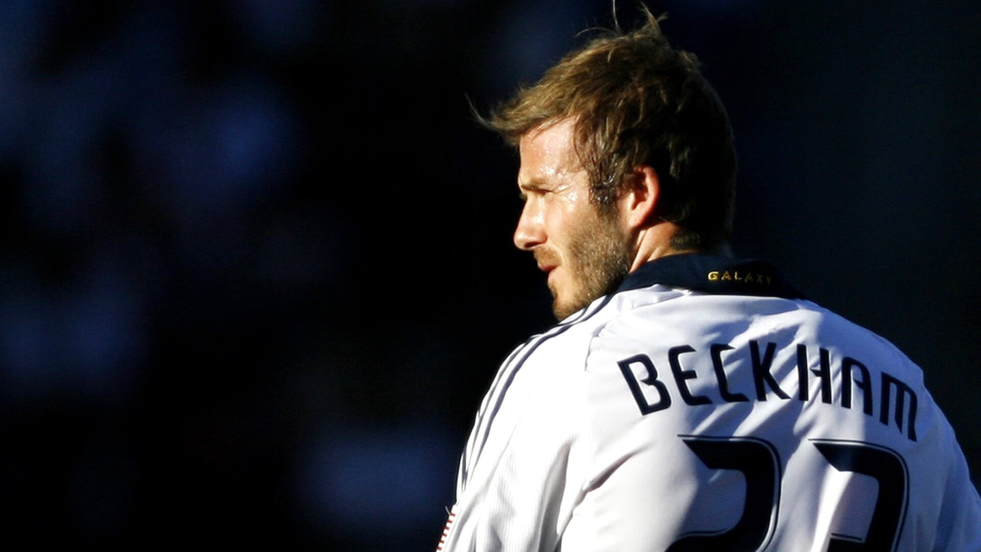 爱游戏平台-英超最后冲刺：每一场都至关重要，英超最后两轮分析